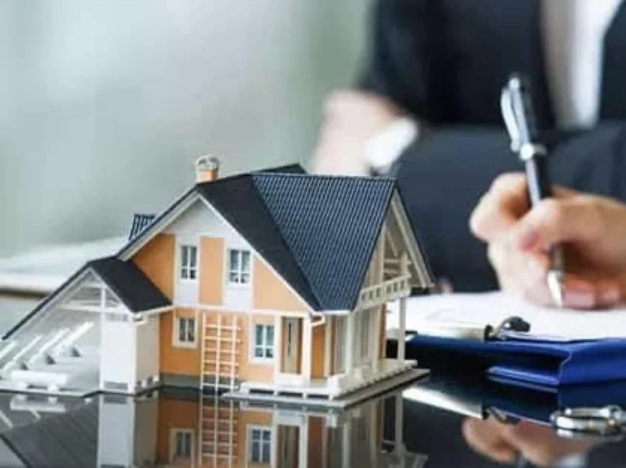 Assistenza legale immobiliare — consulenza per l'acquisto di immobili