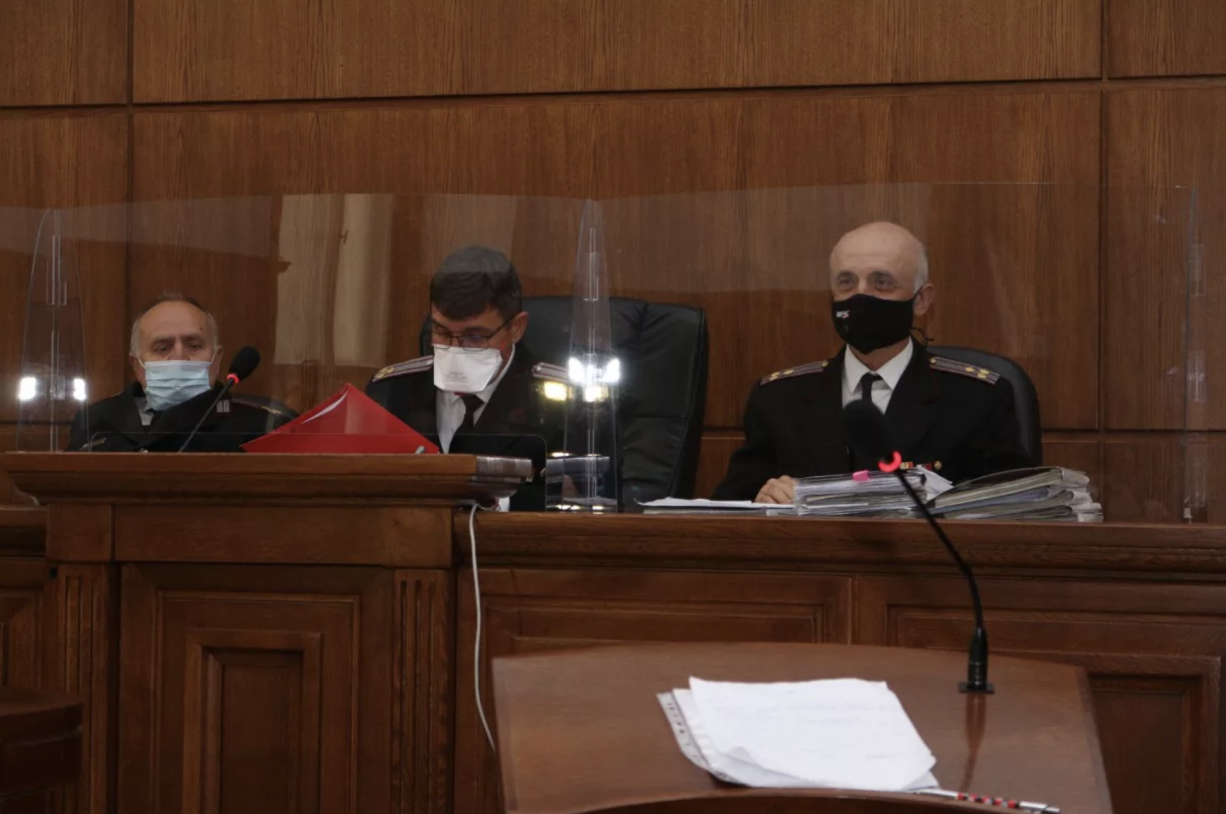 Tribunale militare — giudici e pubblico ministero in udienza